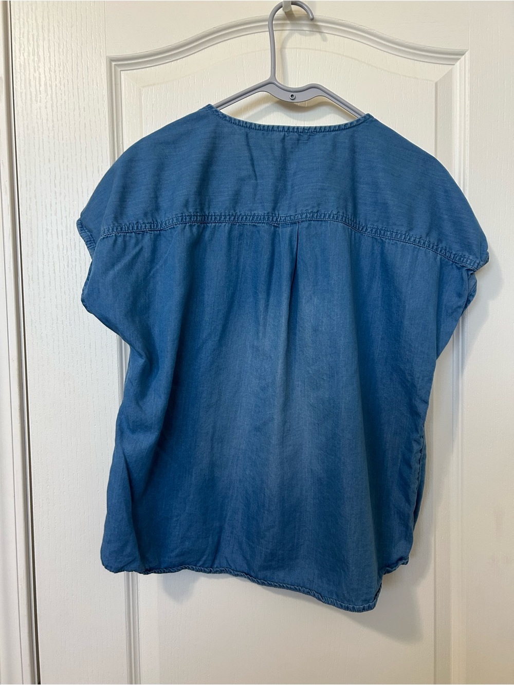 Maurices Lightweight Chambray Button-Front Top - Blue - Picture 3 of 4